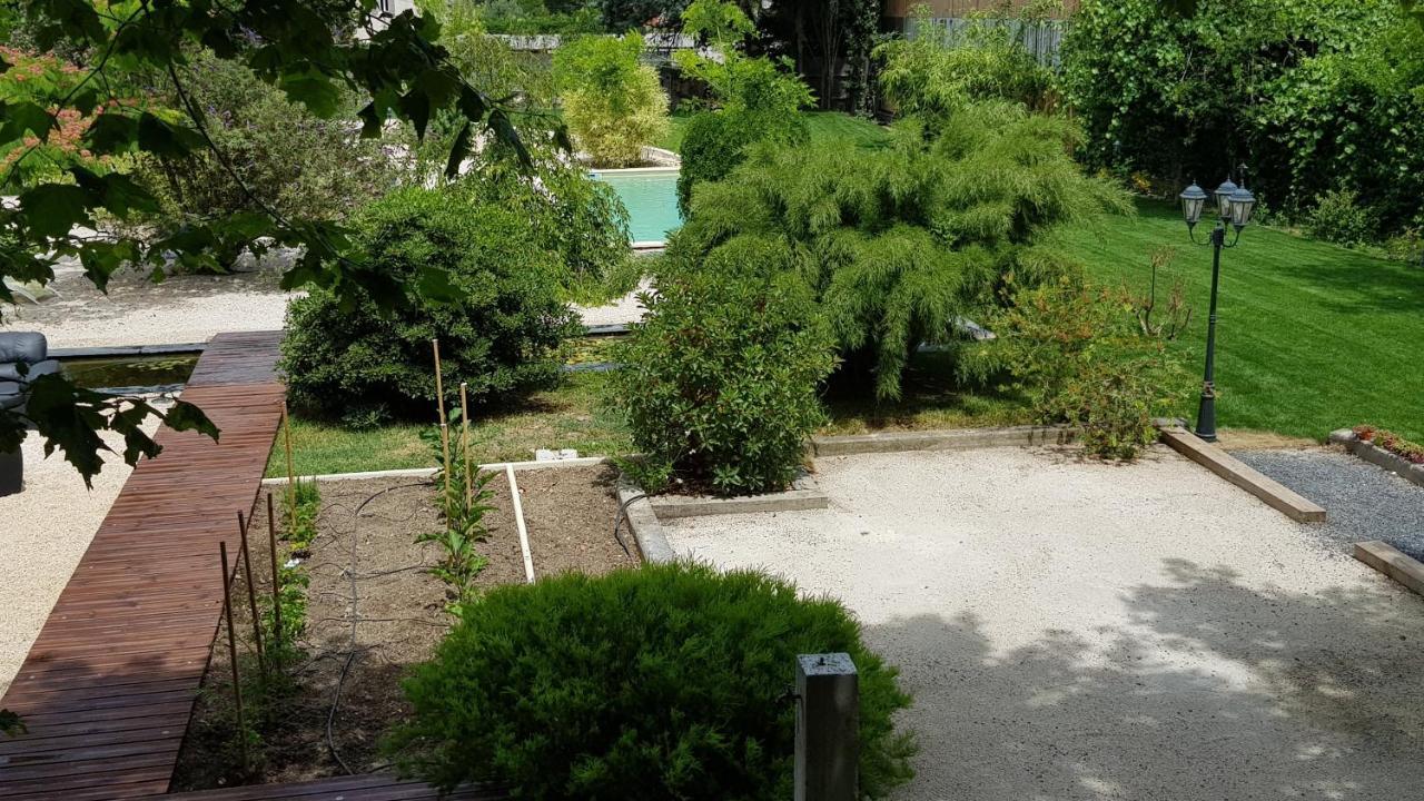 La Maison D Alys Apartment