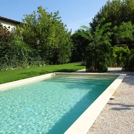 La Maison D Alys Cabannes Exterior photo